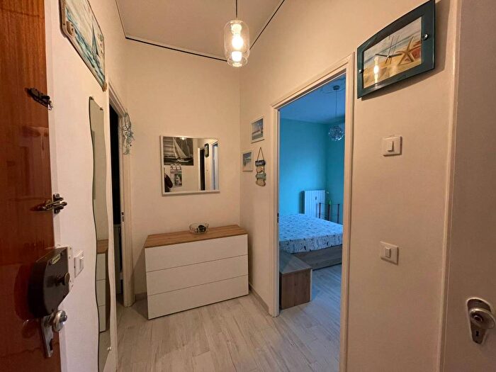 Appartamento bilocale in affitto in Via Ponti, Borghetto Santo Spirito