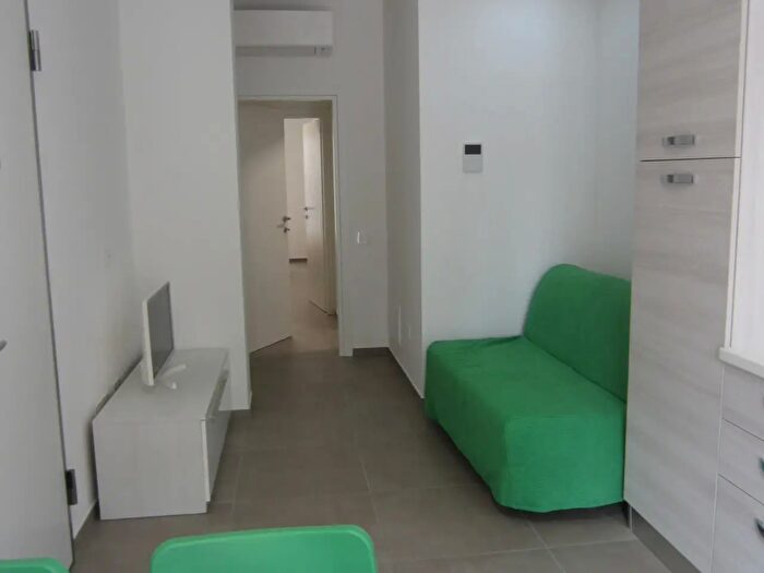 Appartamento bilocale in affitto in Via Trieste, Civitanova Marche