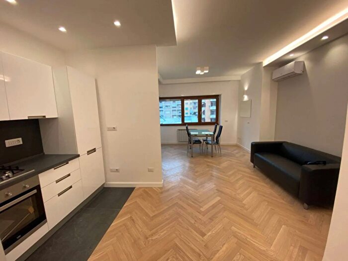 Appartamento quadrilocale in affitto in Via Assab Roma, Roma