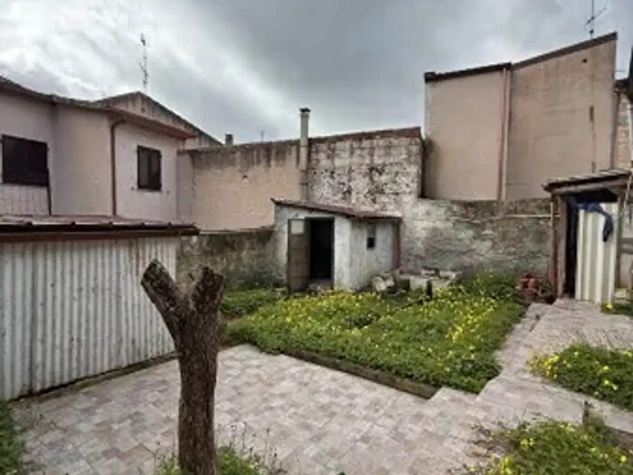 Casa con 5 locali in vendita in Via Francesco Cossiga, Siligo
