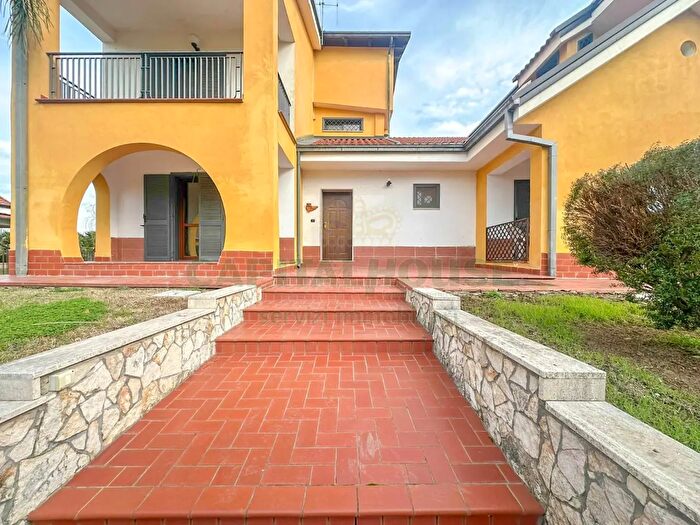 Casa con 5 locali in vendita in Zona Via Martiri di Nassirya, Capua