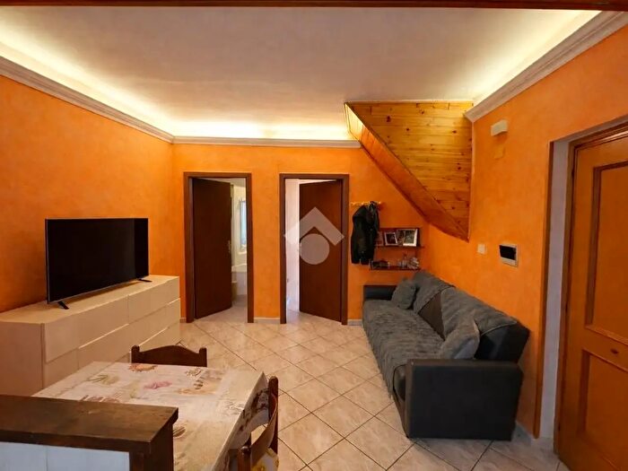 Appartamento bilocale in vendita in Via Forno, Vasanello