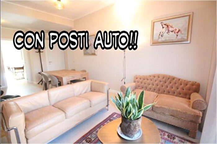 Appartamento trilocale in affitto in Via Regina, Cernobbio