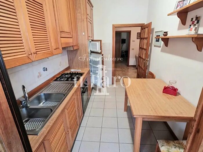 Appartamento trilocale in vendita in Andro Botticelli, Campi Bisenzio