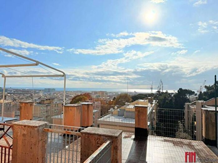 Appartamento bilocale in vendita in Via San Giovanni Battista, Genova