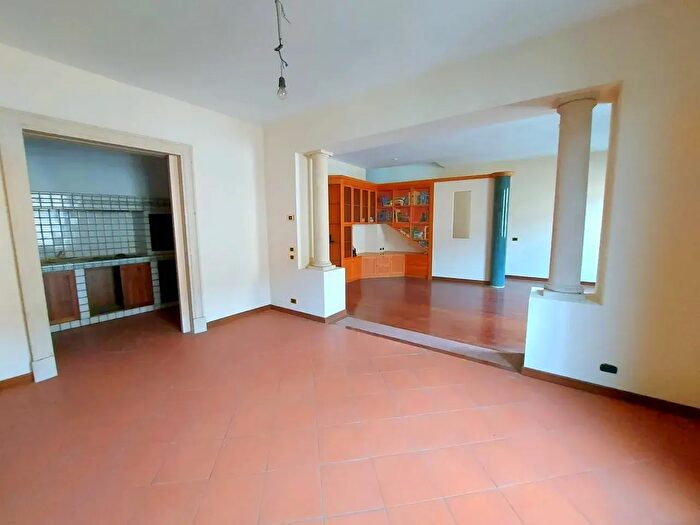 Appartamento con 6 locali in vendita in Via Beato Pellegrino, Padova