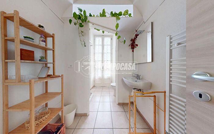 Appartamento quadrilocale in vendita in Via Caraglio, Cuneo