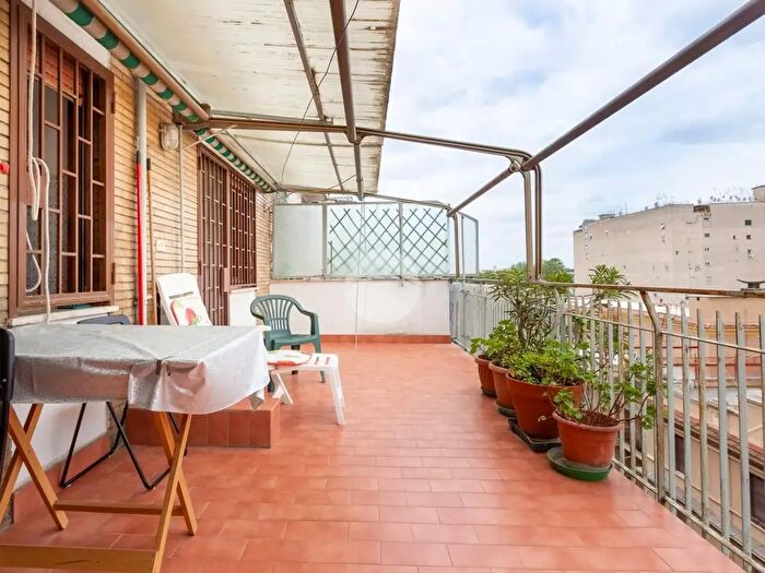 Appartamento bilocale in vendita in Via Giacomo Bove, Roma