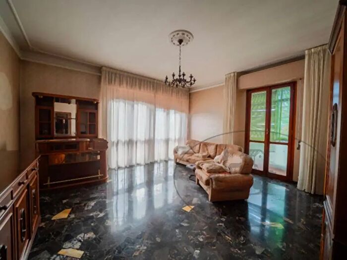 Appartamento con 5 locali in vendita in Via Spartaco Lavagnini, Figline e Incisa Valdarno