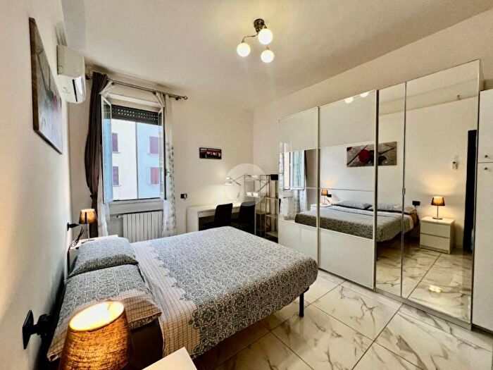 Appartamento bilocale in affitto in Via Spezia, Famagosta, Milano