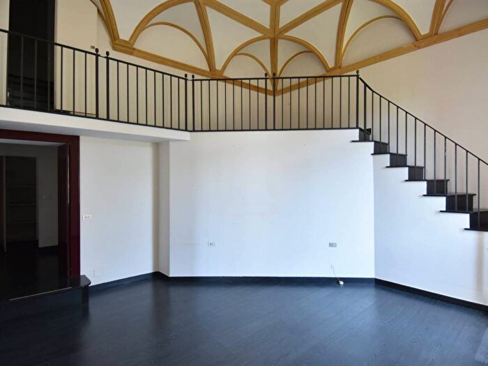 Appartamento con 6 locali in affitto in Via Pontini, Albaro, Genova