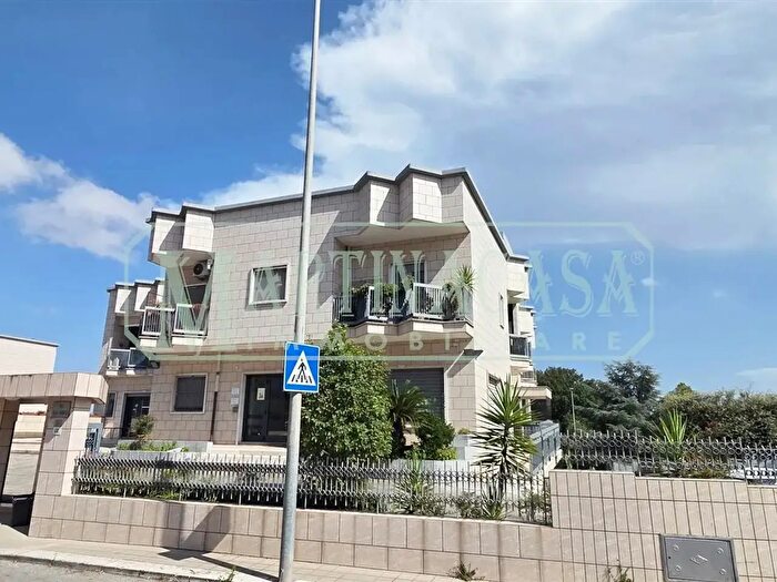 Appartamento bilocale in vendita in Via Giuseppe Chiarelli, Martina Franca