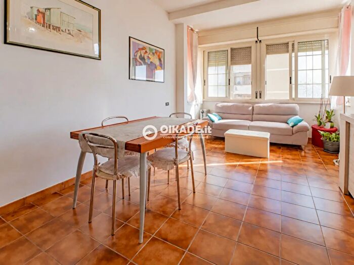 Appartamento trilocale in vendita in Via Quirra, Cagliari