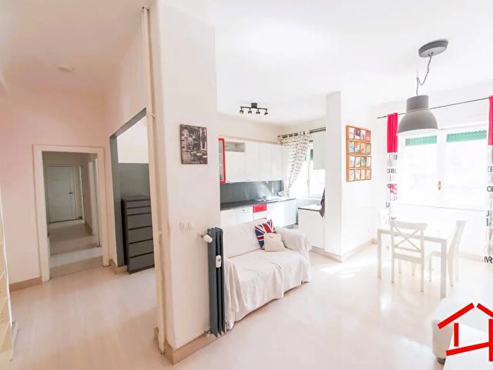 Appartamento trilocale in vendita in Via Pietro Giordani, Roma