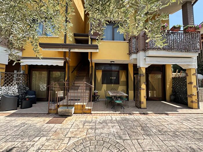 Casa con 7 locali in vendita in Contrada Passo Tucci, San Vito Chietino