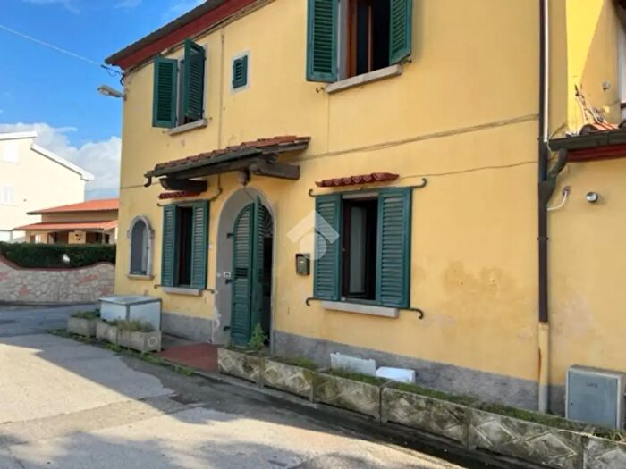 Casa con 7 locali in vendita in Via S Sebastiano, Pistoia