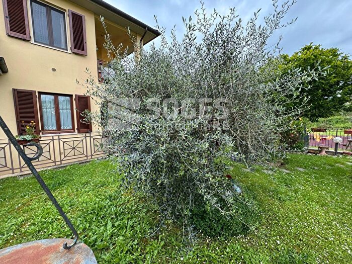 Appartamento quadrilocale in vendita in Via di Scampata, Figline e Incisa Valdarno