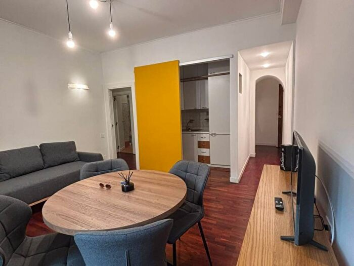 Appartamento bilocale in affitto in Via Chiatamone, Santa Lucia, Napoli