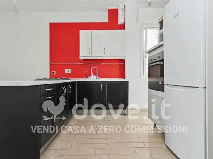 Appartamento trilocale in vendita in Via Francesco Zanardi, Bologna
