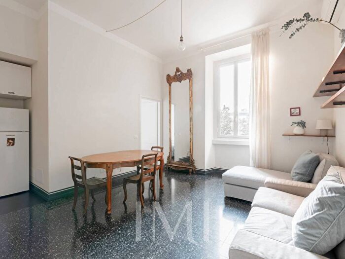 Appartamento bilocale in affitto in Via Messina, Paolo Sarpi, Milano