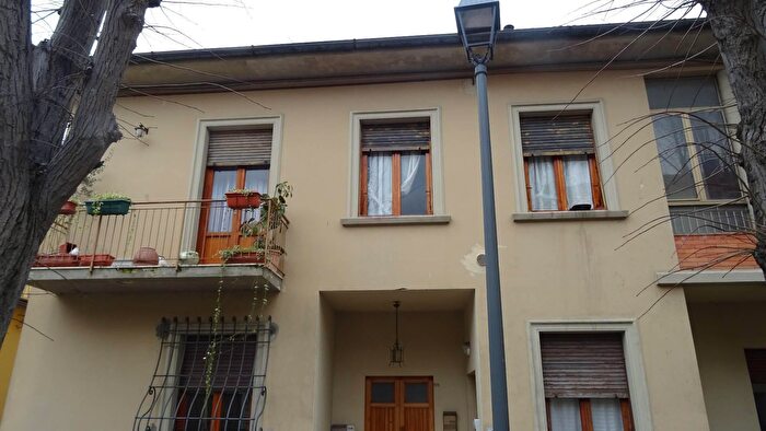 Appartamento con 5 locali in vendita in Via Amedeo Bassi, Montespertoli