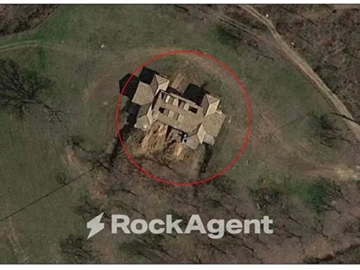 Casa con 6 locali in vendita in Via Olmata Tre Cancelli, Bracciano