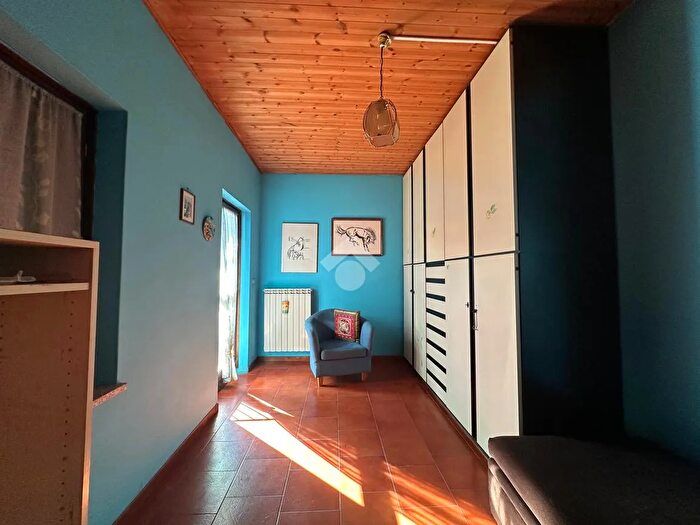 Casa quadrilocale in vendita in Via Eugenio Curiel, Granozzo Con Monticello