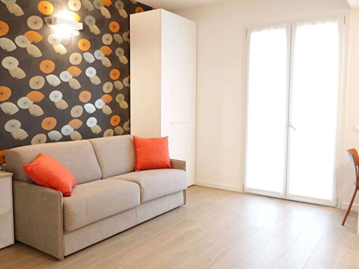 Appartamento monolocale in affitto in Via Francesco Gonin, Giambellino, Milano