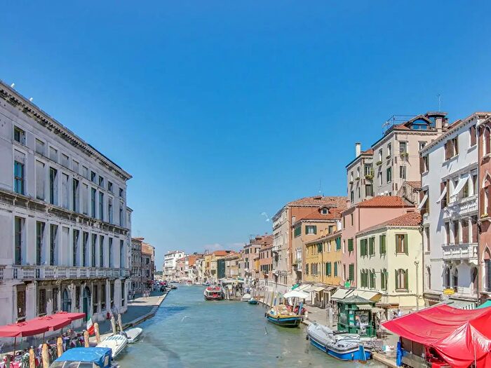 Appartamento monolocale in affitto in Calle Verdi, Venezia