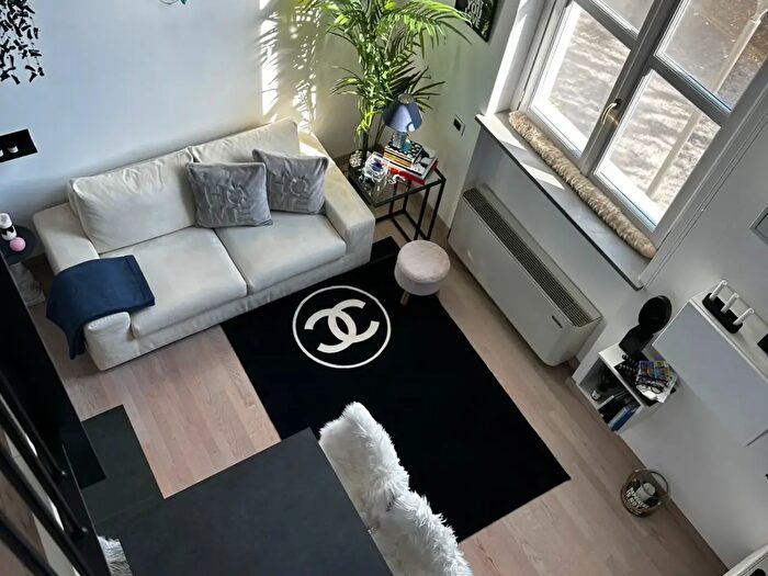 Appartamento bilocale in vendita in Alzaia Naviglio Pavese, Milano