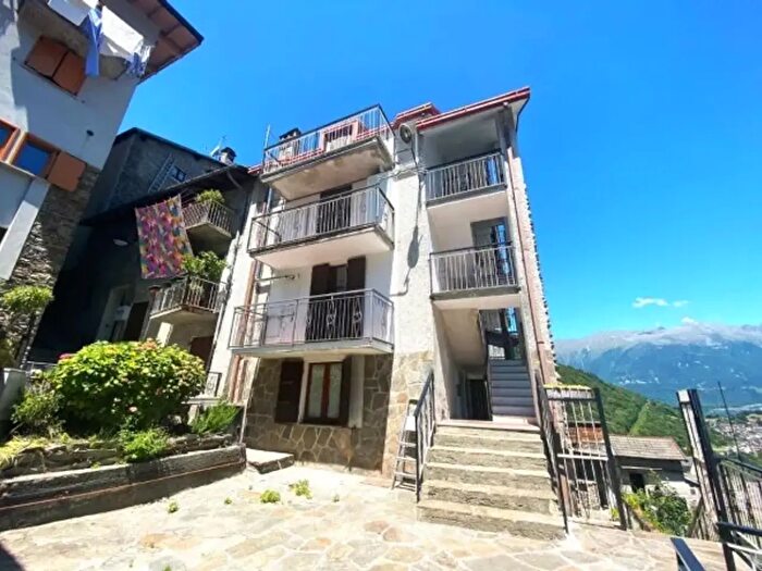 Appartamento trilocale in vendita in Via Lera, Rasura