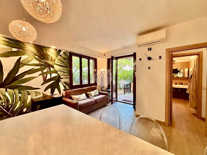 Appartamento bilocale in vendita in Via Diocleziano, Desenzano Del Garda