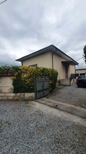 Casa trilocale in vendita in Pietrasanta