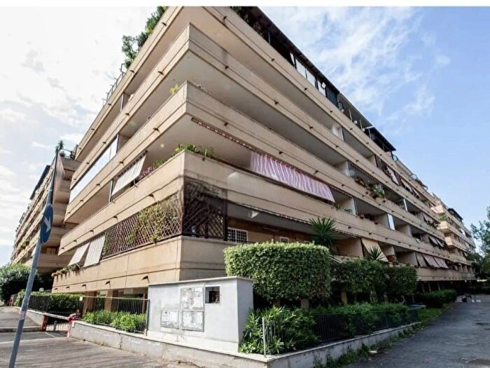 Appartamento trilocale in affitto in Via Luigi Gastinelli, Ponte di Nona, Roma