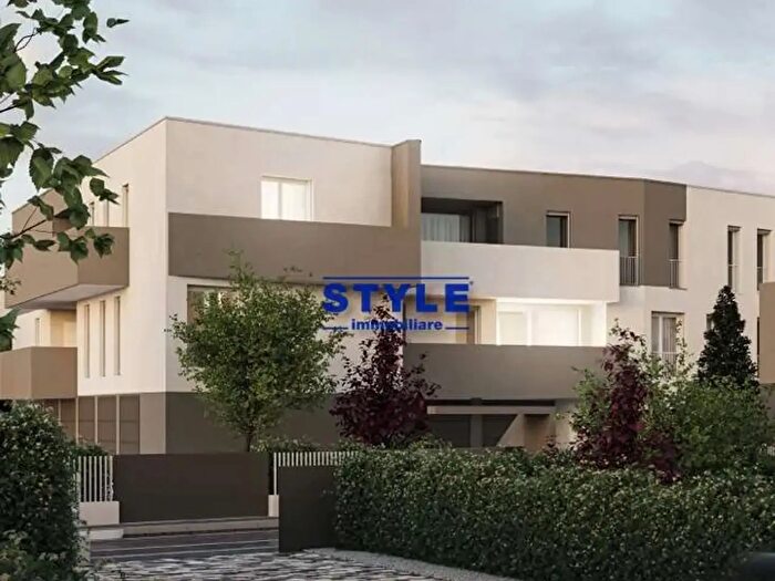 Appartamento con 5 locali in vendita in Mira