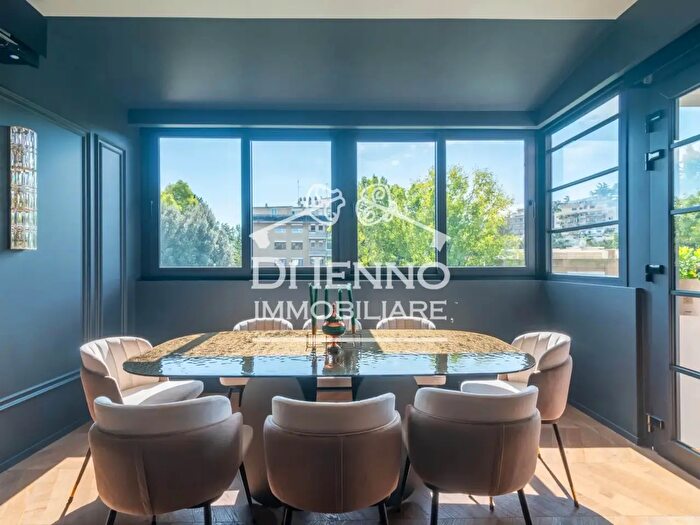 Casa con 6 locali in vendita in Roma