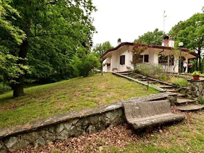 Casa con 6 locali in vendita in Via delle Vaiane, Civitella In Val Di Chiana