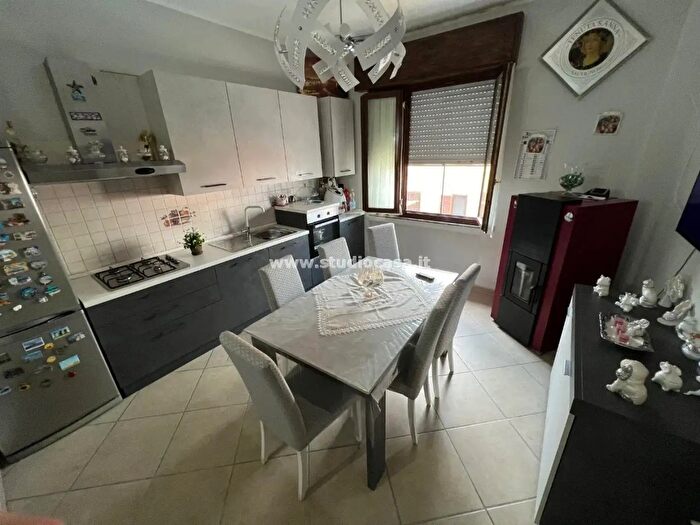 Appartamento trilocale in vendita in Via Silvio Pellico, Agnadello