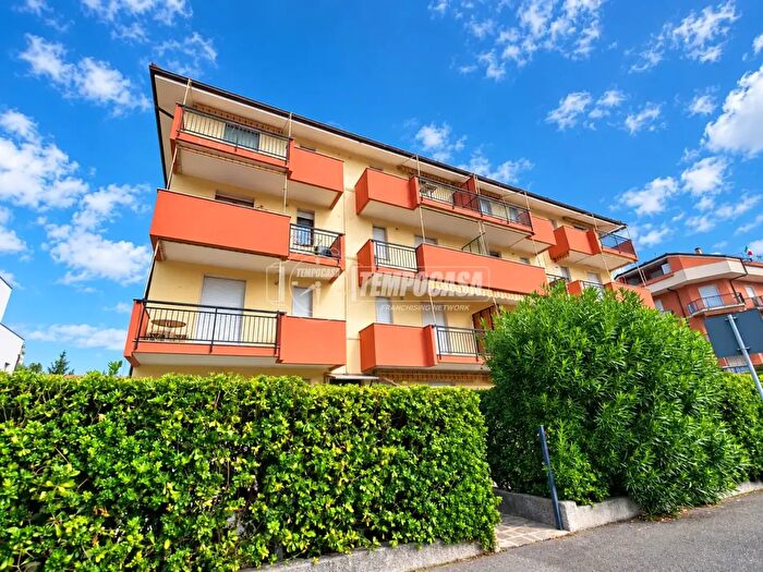 Appartamento bilocale in vendita in Via Rattalino, Andora