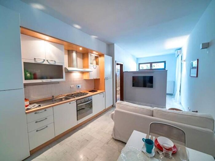 Appartamento monolocale in affitto in Via Giovanni Pascoli, SantAnna, Lucca