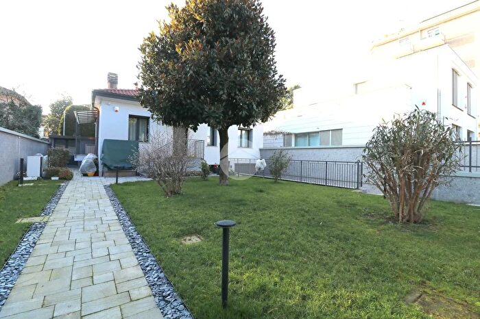 Casa trilocale in vendita in Via Minotti, Rho