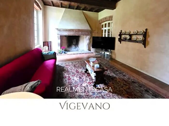 Casa con 5 locali in vendita in Via Pisani Dossi, Albairate