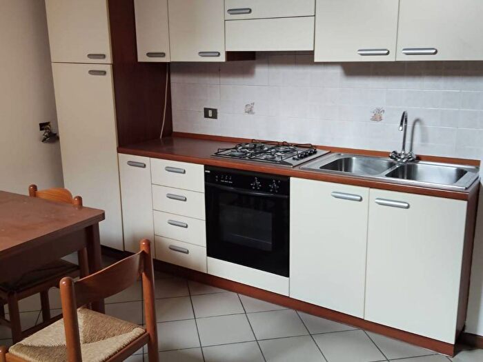 Casa bilocale in affitto in Via Milano, Fiumicello, Brescia