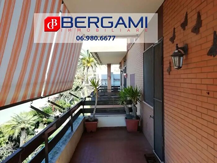 Appartamento con 5 locali in vendita in Via Circeo, Anzio