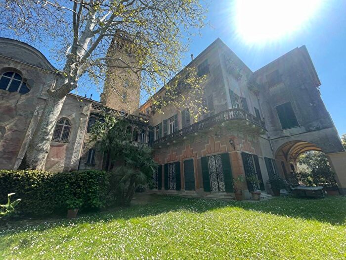 Casa quadrilocale in affitto in Quarto, Genova