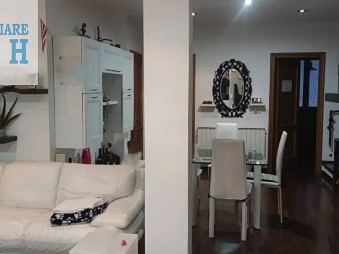 Casa con 7 locali in vendita in Via Leopardi, Viareggio