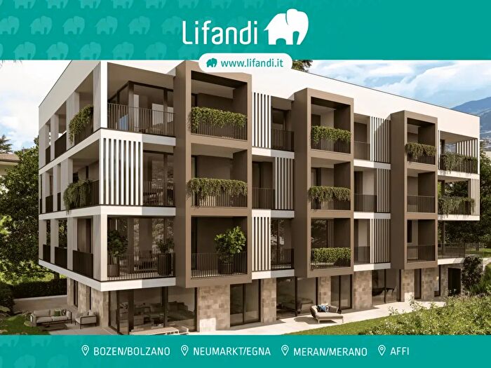 Appartamento quadrilocale in vendita in Winkelweg Via Winkel, Merano
