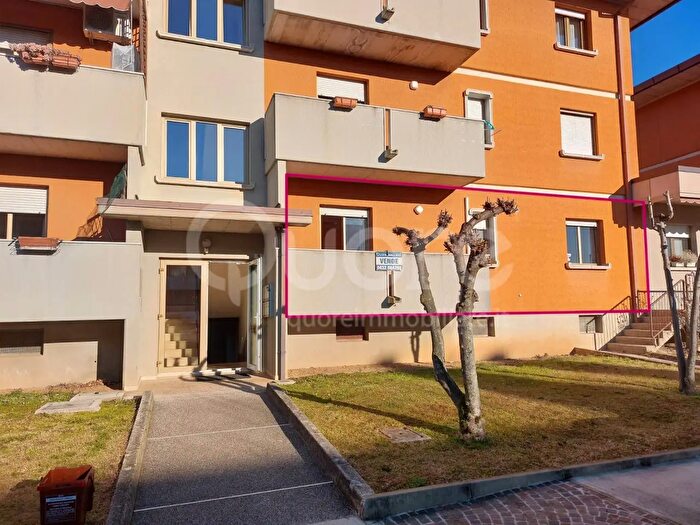 Appartamento con 5 locali in vendita in Via Michele Gortani, Corno Di Rosazzo