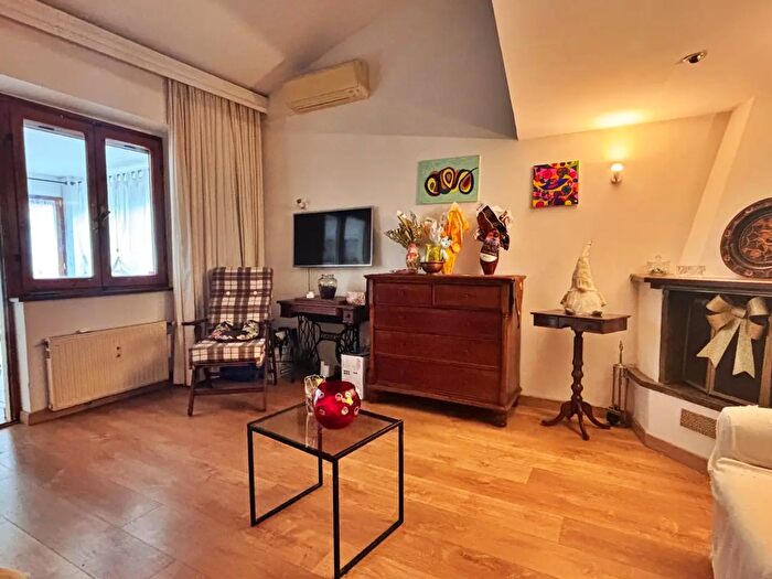 Appartamento trilocale in vendita in Via Muzio Clementi, Cerveteri