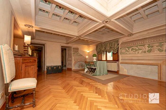 Appartamento quadrilocale in affitto in Via Laudesi, Pistoia